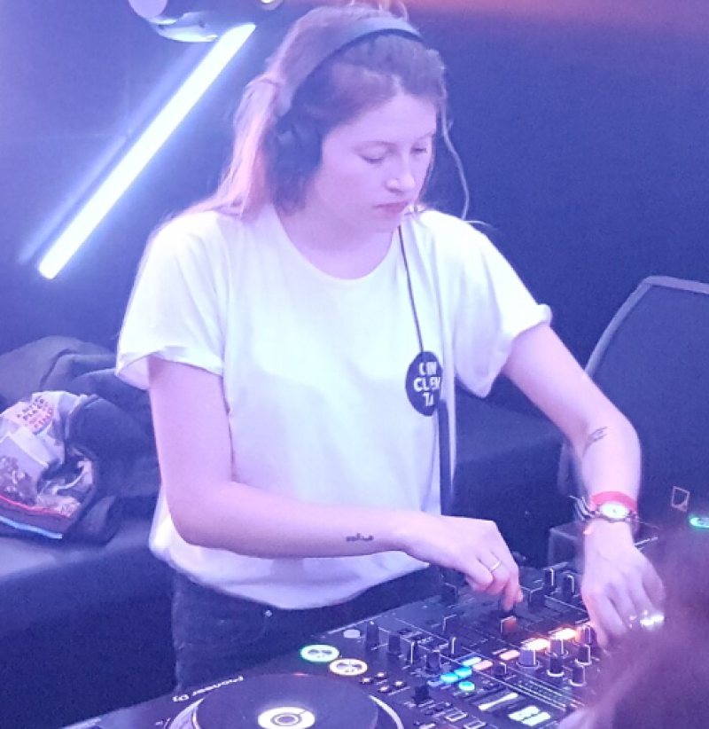 Exclusief - firma topdj Charlotte de Witte: 4 miljoen euro omzet, maar toch verlies