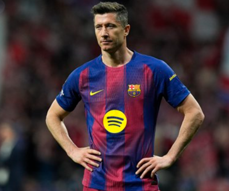 Barcelona zoekt opvolger voor Lewandowski: dreigt Kompany zijn grootste vedette kwijt te raken?