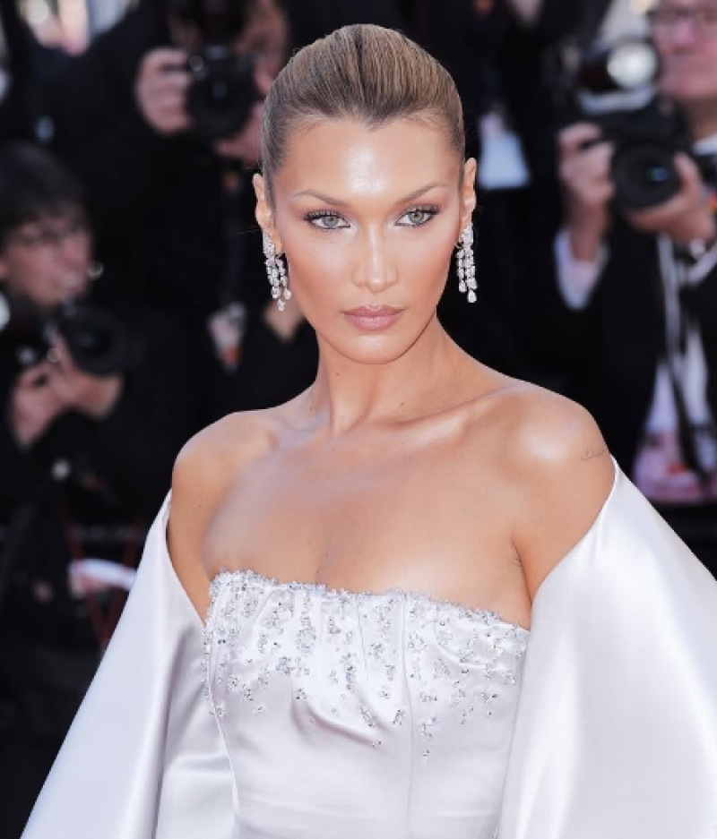 Topmodel Bella Hadid toont de keerzijde van haar "perfecte" leven