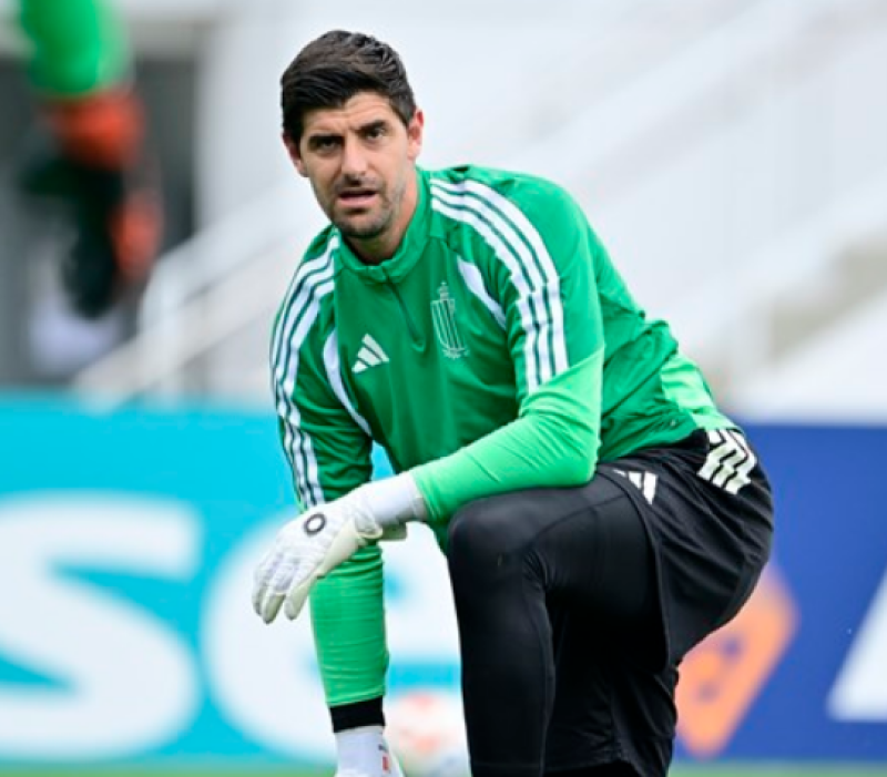 Dan toch geen afscheid bij de Rode Duivels: vader Thierry Courtois spreekt klare taal over zoon Thibaut