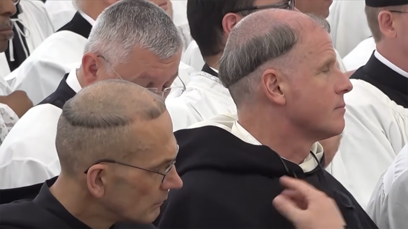 Rome op z’n kop: ultraconservatieve broederschap uit de kerk gezet, maar de echte vraag is hoe diep de breuk gaat