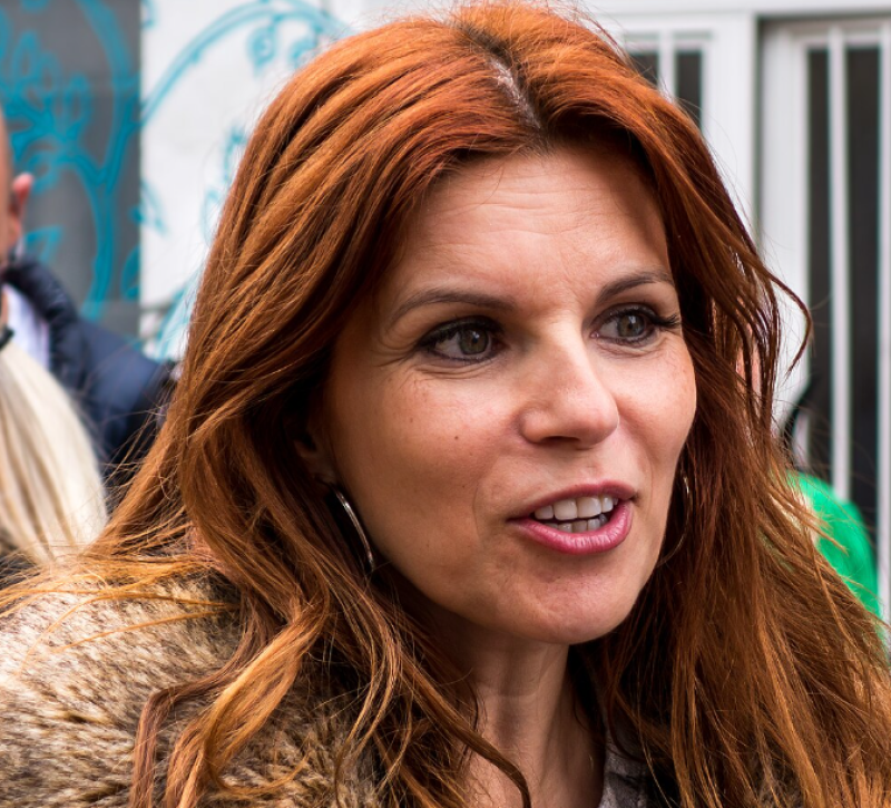 P-magazine analyseert: jaarrekening firma Katja Retsin bevat intrigerend detail