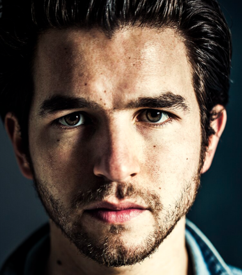 P-magazine onderzoekt: firma van acteur Matteo Simoni lijdt verrassend verlies in 2025