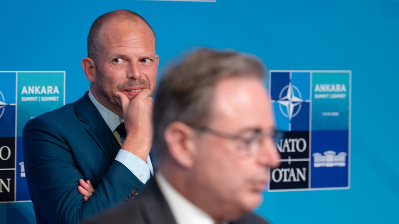België trekt meer dan 200 miljoen uit voor militaire satellieten: het geld is dan toch niet op