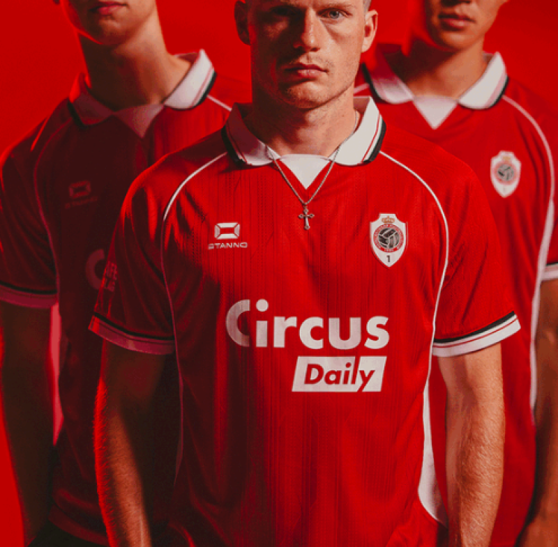 🎥  Antwerp en Club Brugge onthullen nieuwe shirts: nostalgie tegenover strak design