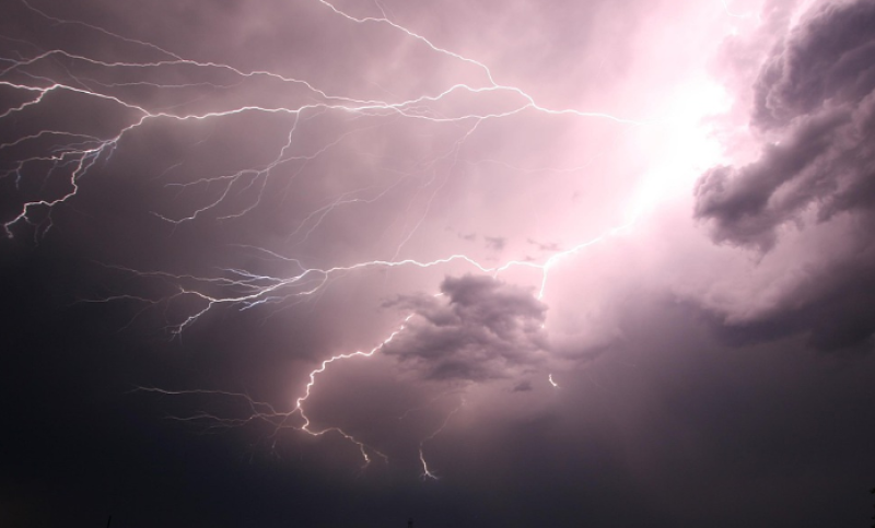 Storm verstoort kamp KSA Buggenhout in Lommel