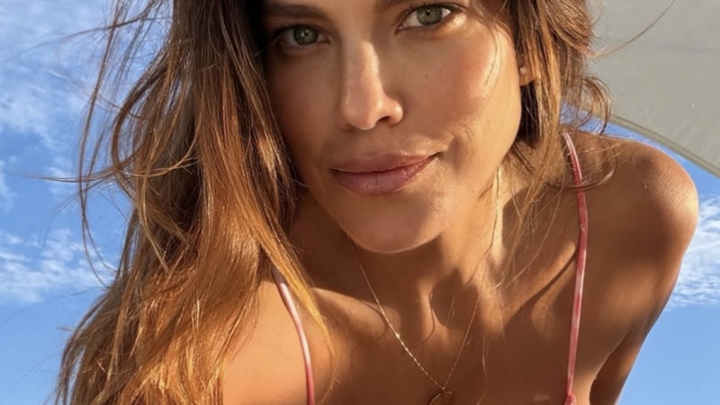 📸 Natalia? Doe ons dan toch maar deze brunette...