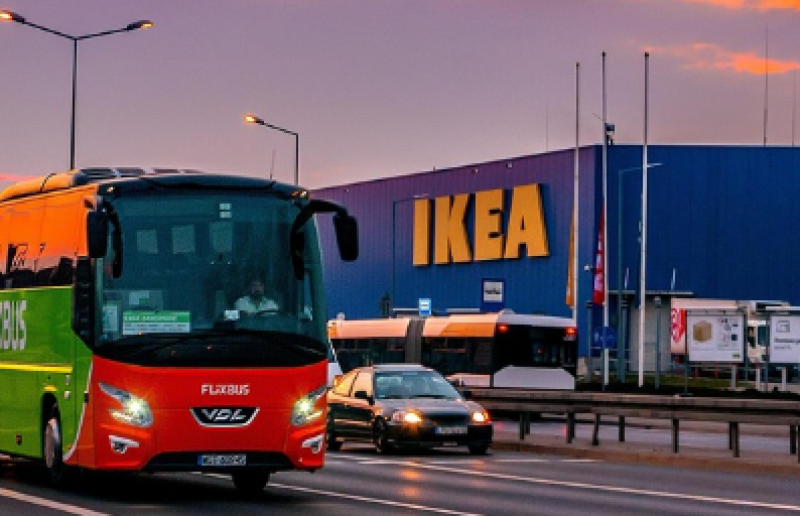 Rave in Ikea Gent trekt 1.800 bezoekers