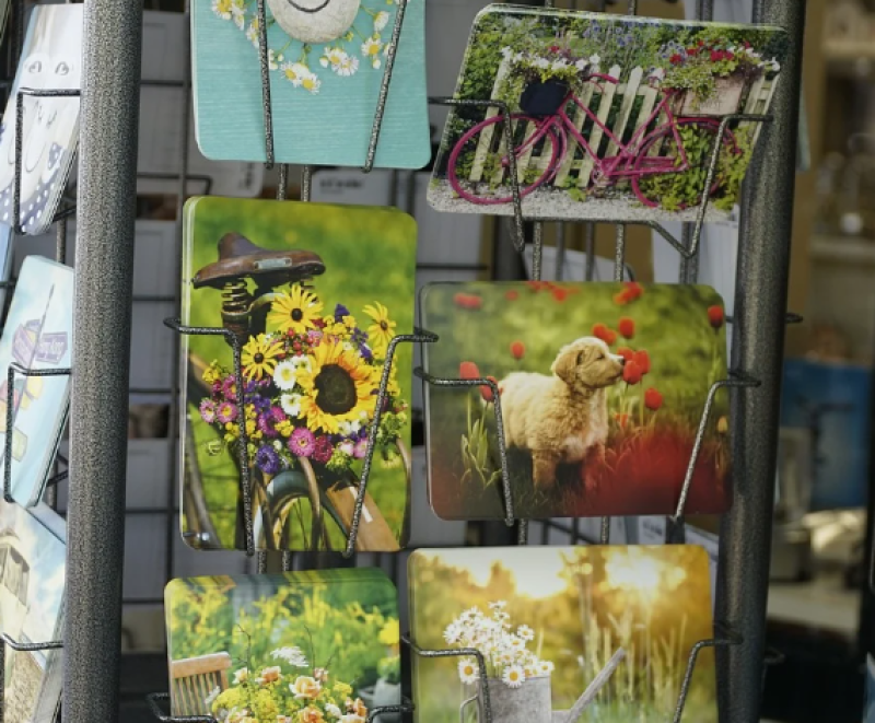 Nieuw platform voor postkaartjes: POSTyourCARD