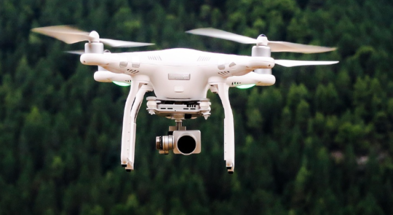 Brugse dronebouwer Sol.One breidt uit in Evergem