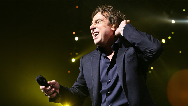 Marco Borsato is terug… of toch bijna: comebackplannen zorgen voor zenuwachtig  gefluister
