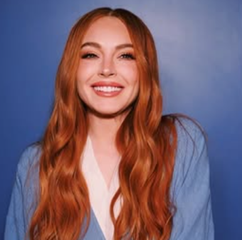 📸 Lindsay Lohan is terug: rode lokken moeten jaren vol schandalen doen vergeten