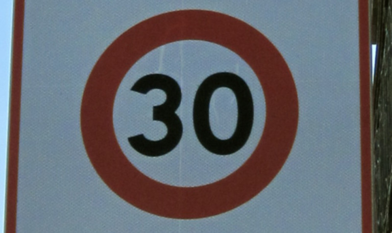 Mobiliteitsexpert: nog tien jaar en we rijden vanzelf 30 km/u (als alles goed gaat)