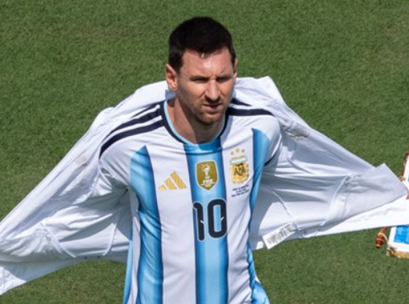 Droevig nieuws voor Lionel Messi: vader Jorge overleden op 68-jarige leeftijd