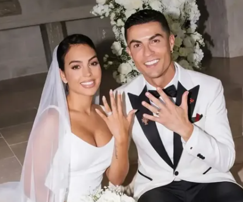 📸 Uitgelekte trouwbeelden van Cristiano Ronaldo en Georgina gaan viraal