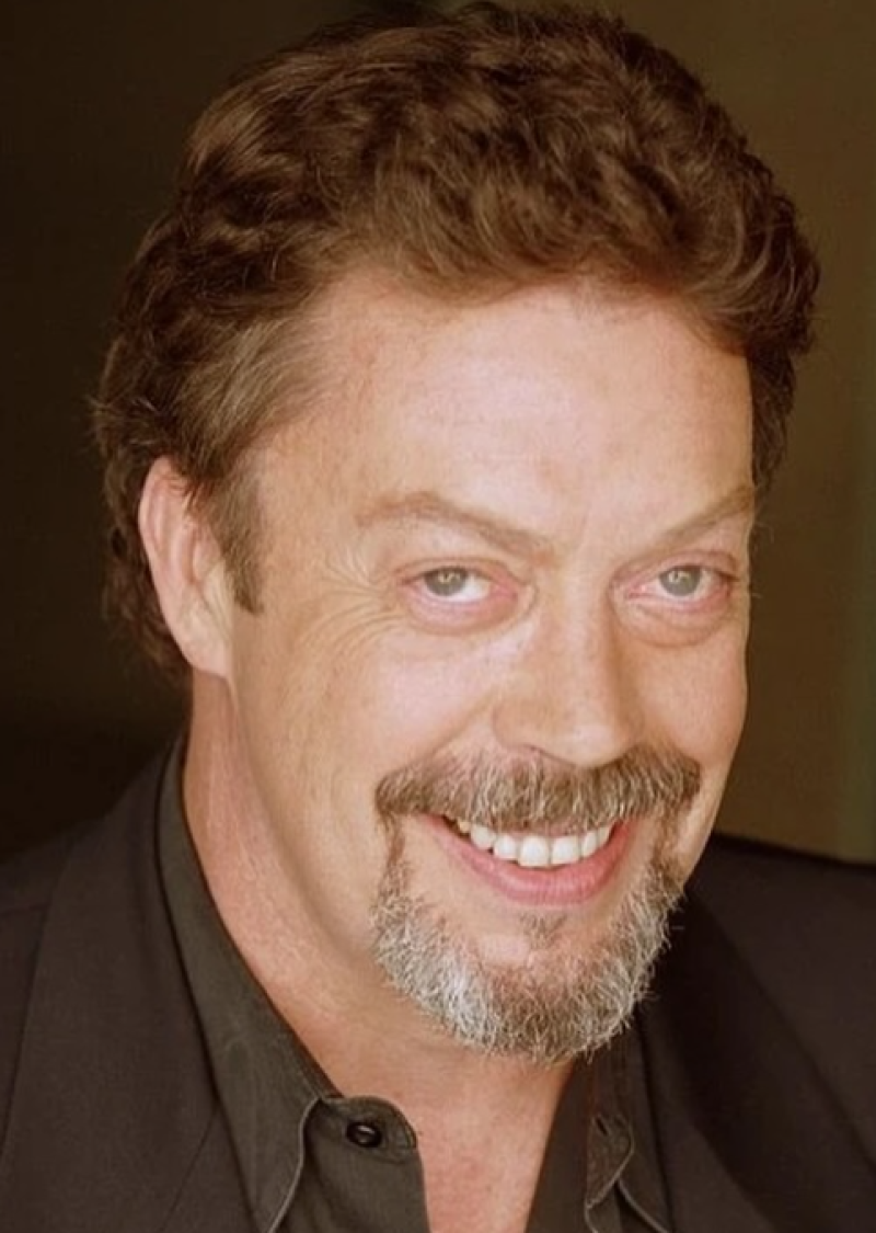 🎥 Hollywood verliest opnieuw een icoon: Tim Curry overleden op 80-jarige leeftijd
