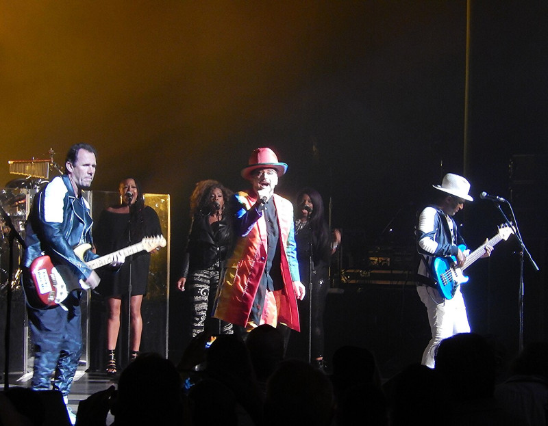 Heerlijke reportage over Boy George en Culture Club: producer Steve Levine was vijfde lid van band