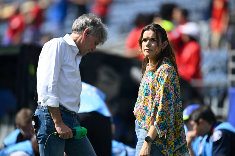 Heuglijk nieuws bij Sporza: Tess Elst (36) verwacht eerste kindje