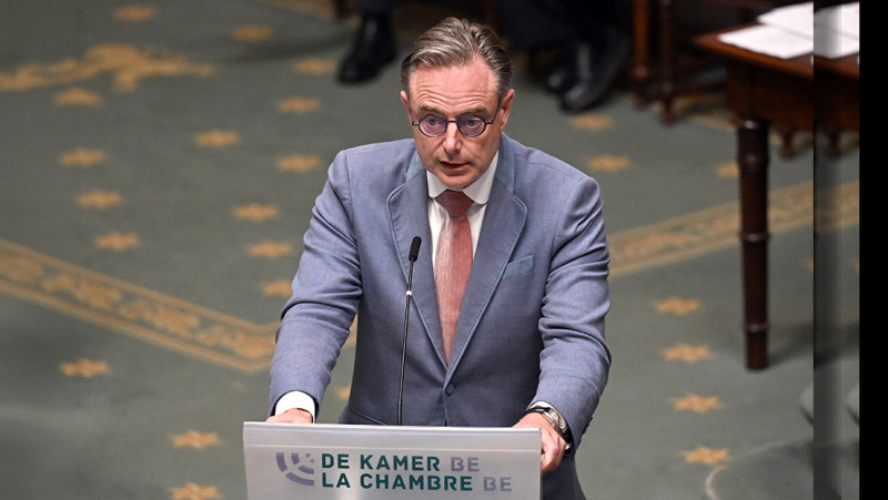 Bart De Wever belooft lagere belastingen