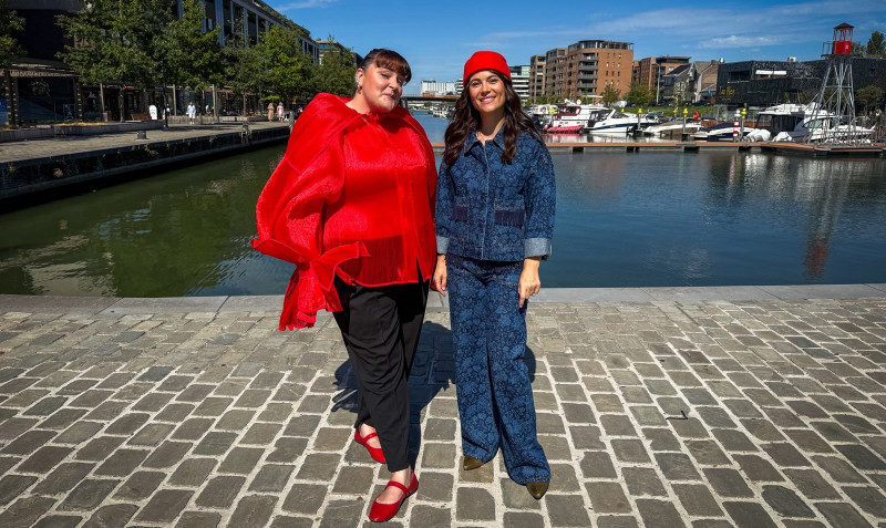 🎥 P dolt met Charlotte Timmers en Daphne Agten: "Haute couture 'clown' en Jackie van That ‘70s Show"