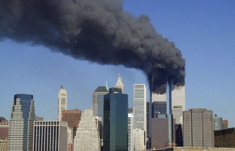 25 jaar na 9/11 blijft vooral één gebouw vragen oproepen: het werd nooit geraakt door een vliegtuig