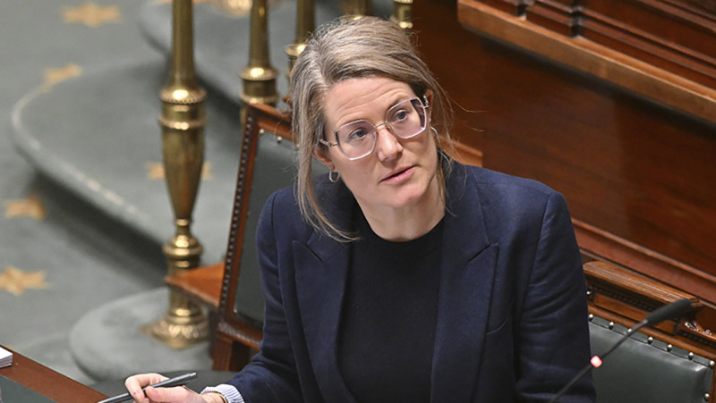 Van de cel naar de grens: recordaantal illegale gedetineerden ons land uitgezet