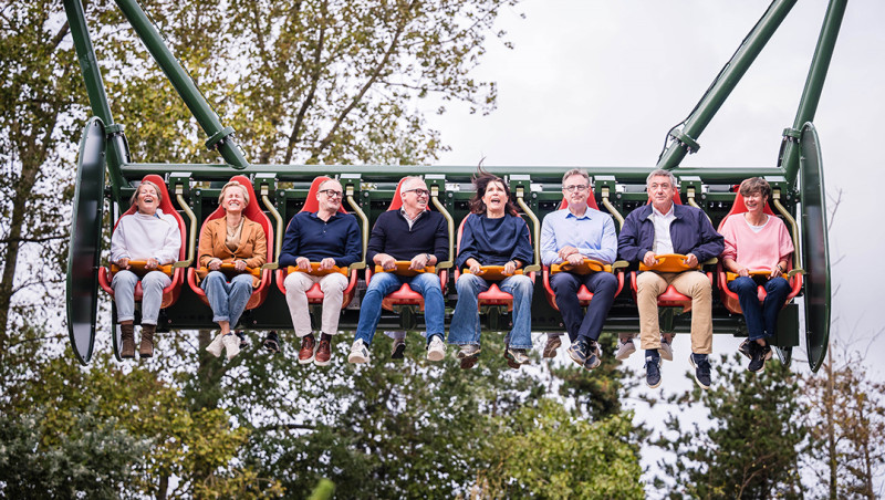 Van Peel viert 25 jaar N-VA in Plopsaland — en vraagt de regering te stoppen met spelletjes