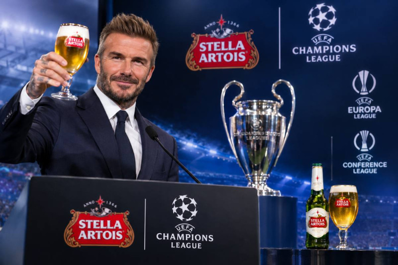Heineken moet plaatsmaken: Stella Artois wordt het nieuwe bier van de Champions League