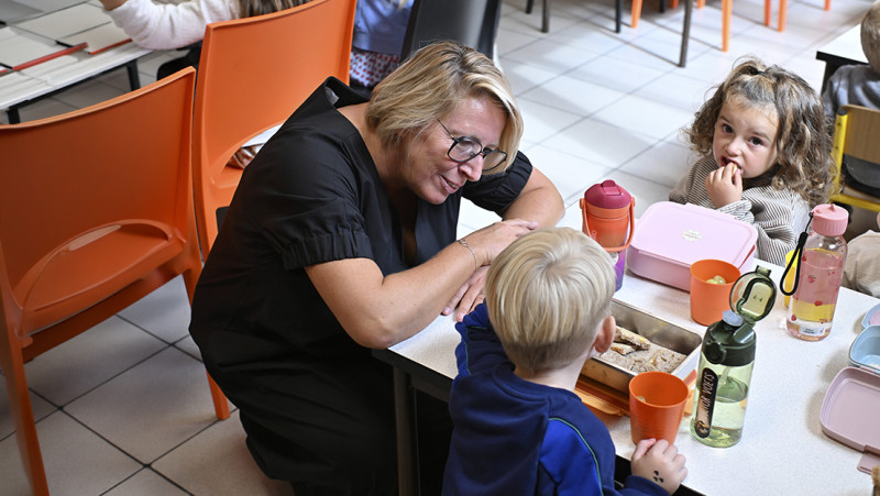 Vooruit maakt van kinderopvang een luxe: welkom in het warme welzijnsbeleid