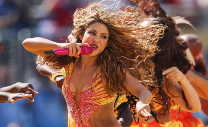 🎥 De heupen liegen niet, maar Shakira's bankrekening maakt pas echt indruk: wereldtournee is absolute goudmijn