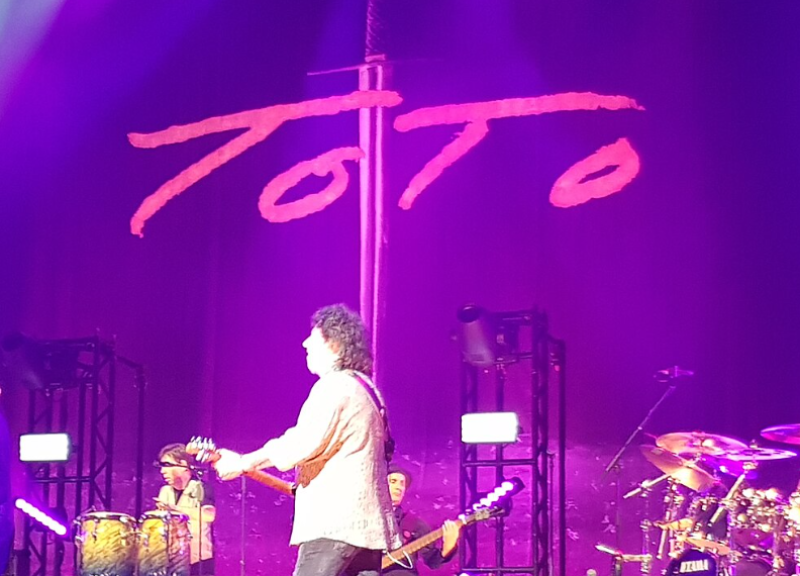 Toto viert 50 jaar met grootste Belgische concert ooit: ‘Africa’ komt naar Antwerpen