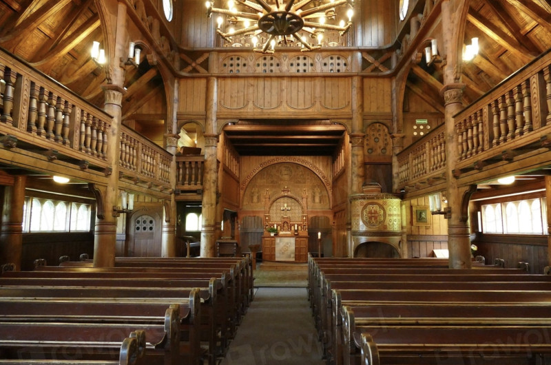 Go Church wil je ziel redden, maar bemoeit zich ook met je vrienden, liefde en geld