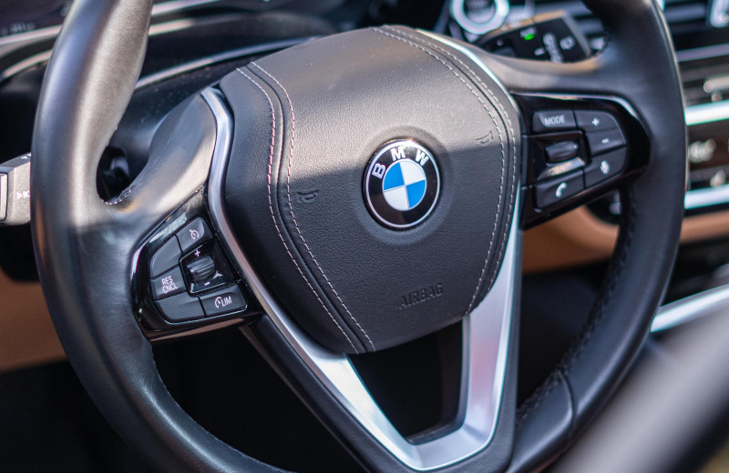 Deze BMW heeft de Belgische bedrijfsparking veroverd, particulieren laten hem opvallend links liggen