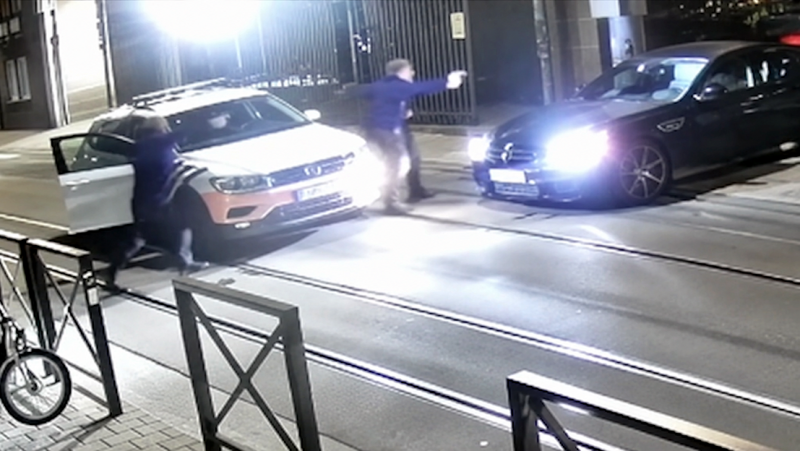 🎥 Politie houdt overvallers onder schot, maar Gentse juwelendieven ontsnappen met de buit van een miljoen
