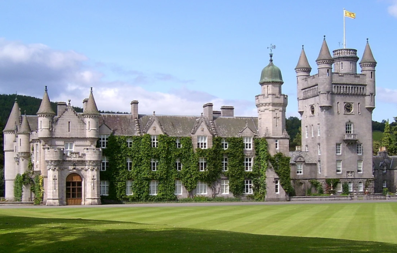 Verblijf van ex-prins Andrew en Jeffrey Epstein in Balmoral Castle onderzocht
