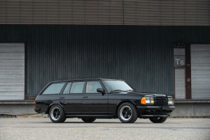 image 3 in 123 amg gallery