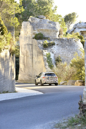 image 2 in 135i xDrive gallery