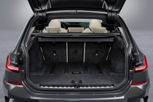 image 18 in 3 Touring gallery
