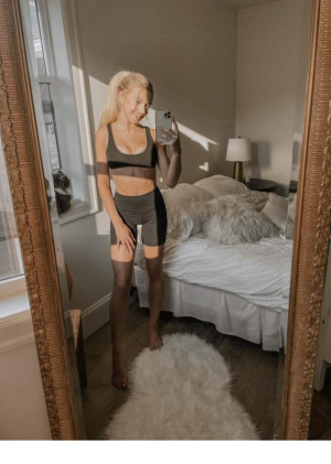 image 17 in a selfie a day gallery