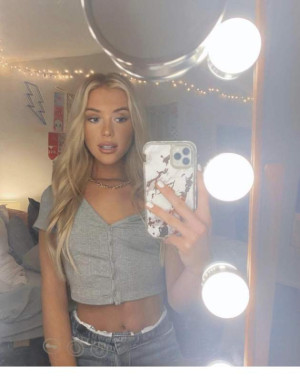 image 2 in a selfie a day gallery