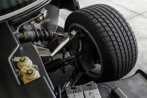image 13 in AMG GT1 gallery