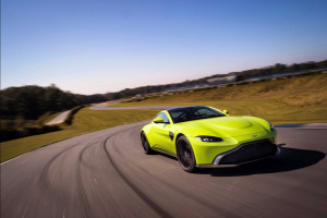 image 1 in Aston Martin Vantage gallery