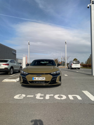 image 53c6d390-6c5b-45b7-b80d-b283cd726acb in Audi RS e-tron GT gallery