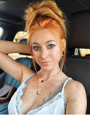 image 8 in autoselfies gallery