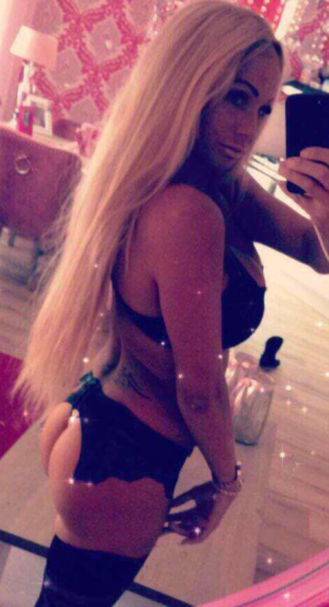 image 2 in BarbieEscorte gallery