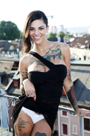 image 9 in bigbigger gallery