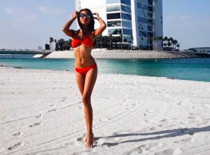 image 27 in Bikinidames gallery