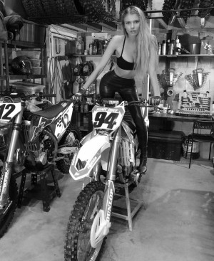 image IMG_5732 in Blonde Rider  gallery