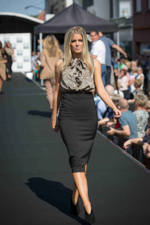 image 9.-Ellen-Petri in Bobo Tremelo 1 gallery