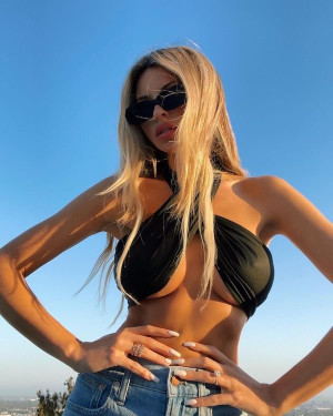image 2 in braless b gallery